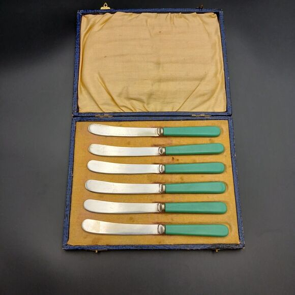 Antique EPNS Butter Knives Set Of 6 Original Box Green Discontinued - Picture 1 of 11